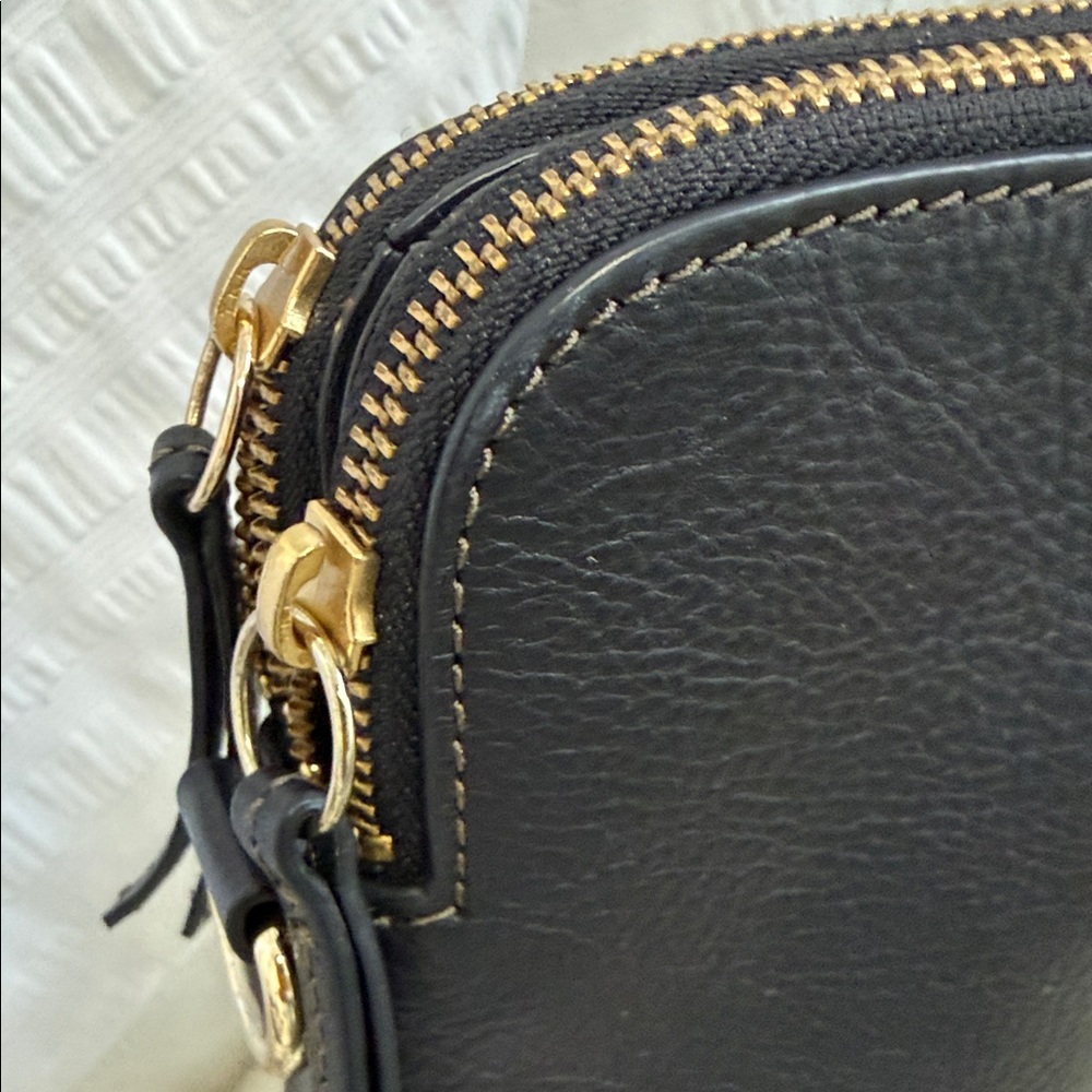 Fossil Black Leather Laptop Bag - Picture 3 of 11